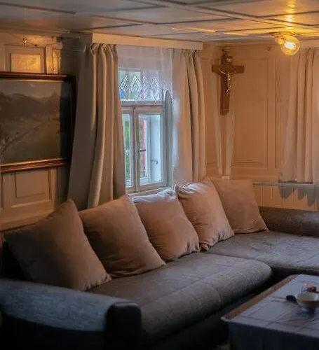 Vakantiehuis Great Old Waelderhaus