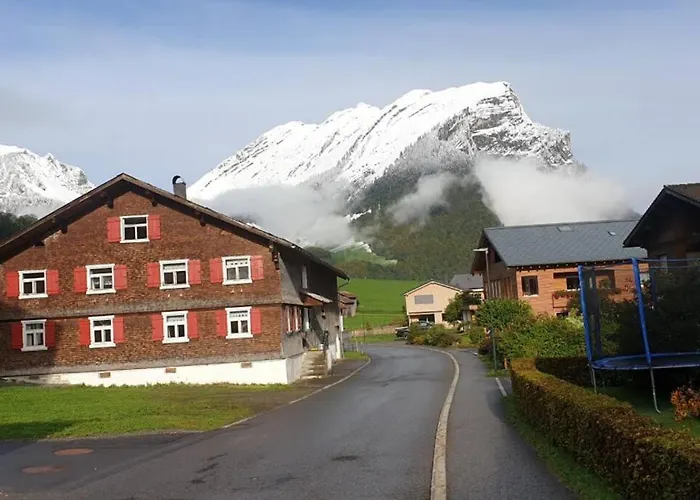 Great Old Waelderhaus Vakantiehuis Au (Bregenz)